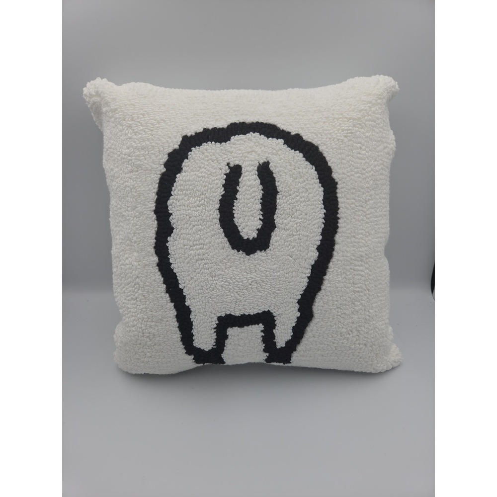 Woolrich Pillow 14"x 14" Textured Sheep Square Toss Pillow White Throw NWT - Picture 2 of 5